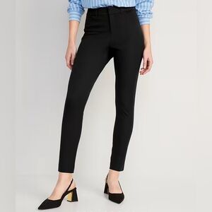Old Navy High-Rise Pixie Skinny Ankle Pants